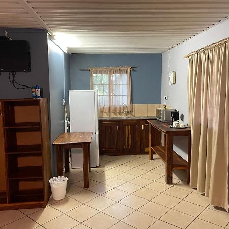 Kololo Guesthouse Katima Mulilo Exterior photo