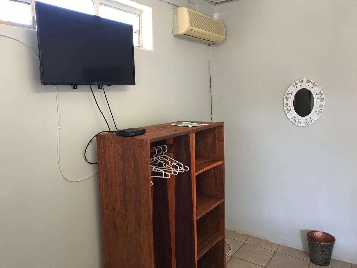 Kololo Guesthouse Katima Mulilo Exterior photo
