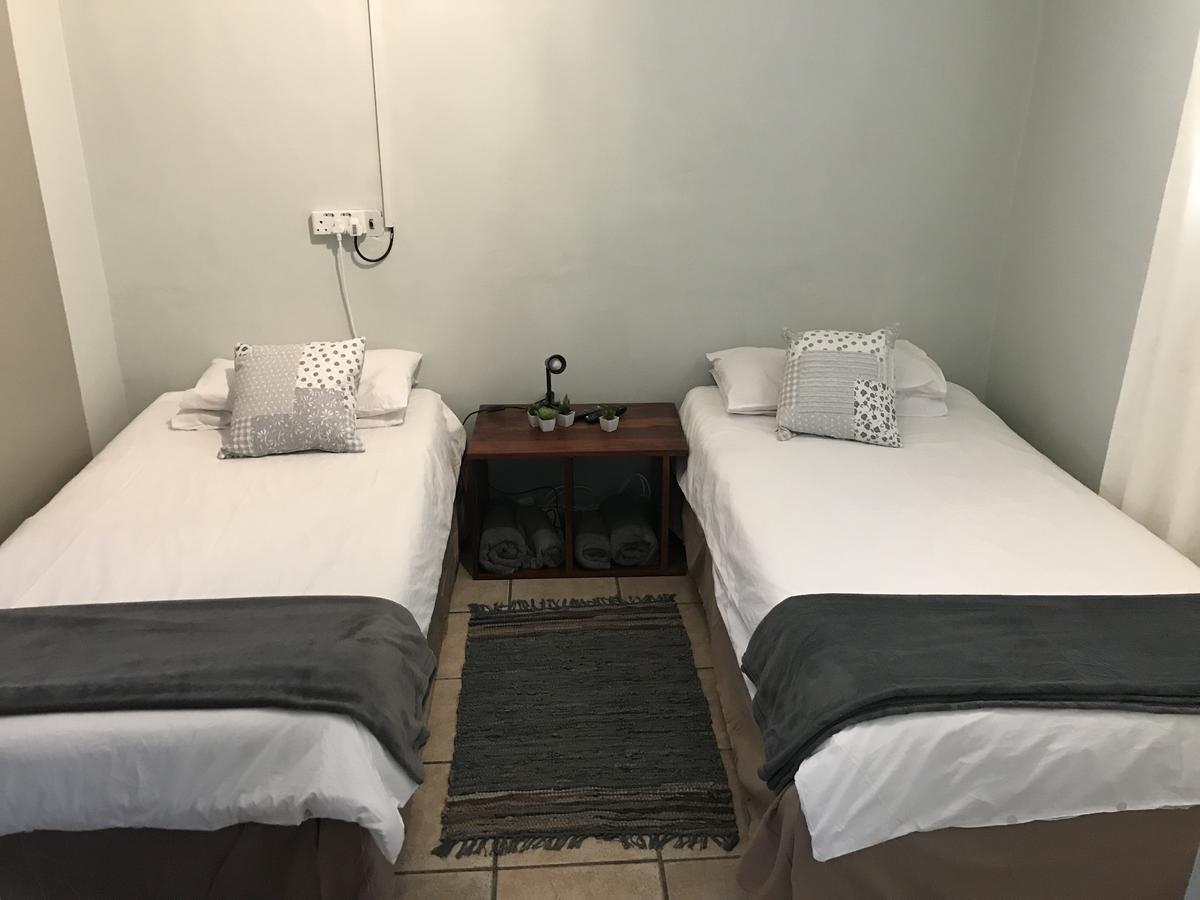 Kololo Guesthouse Katima Mulilo Exterior photo